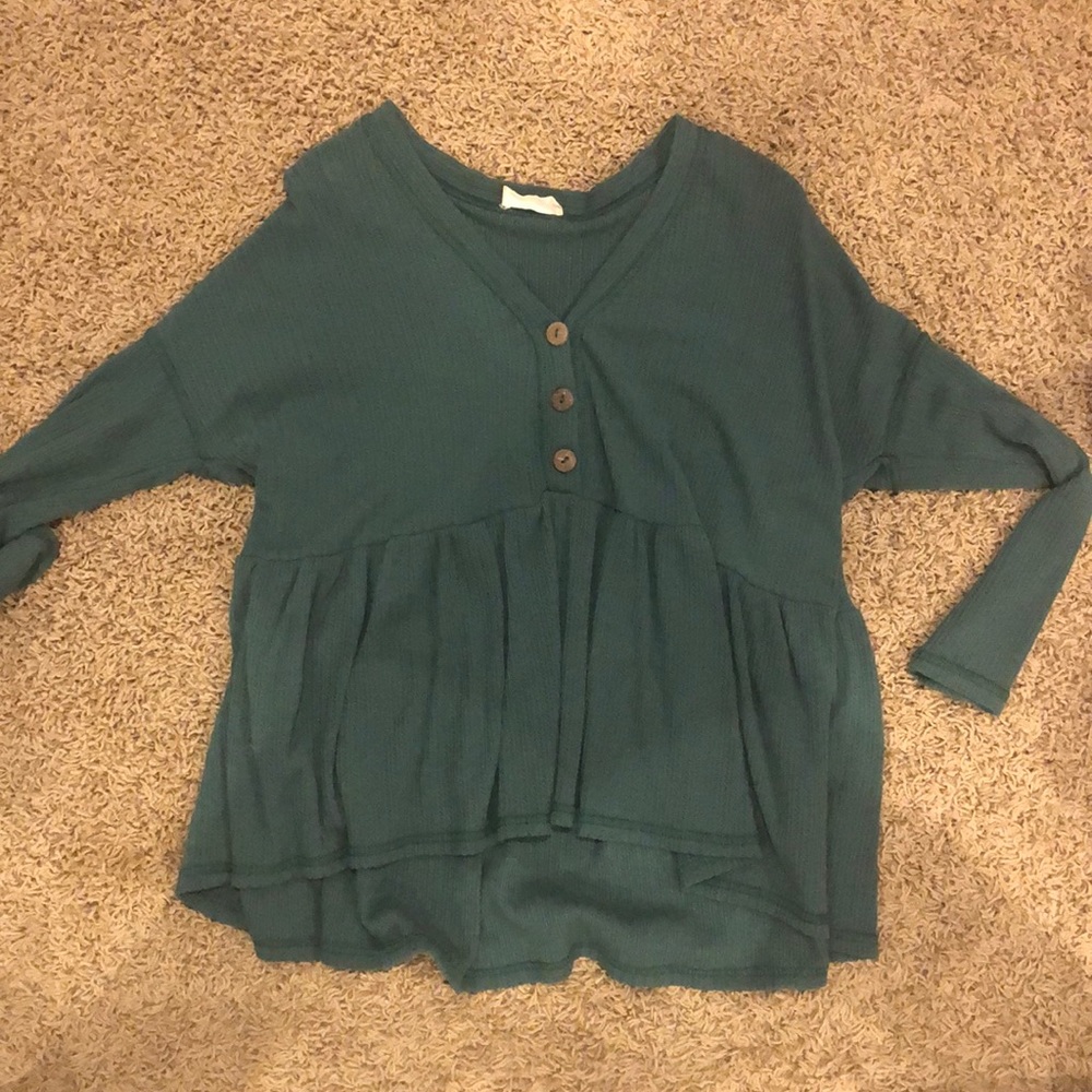 altar’d state flowy green top